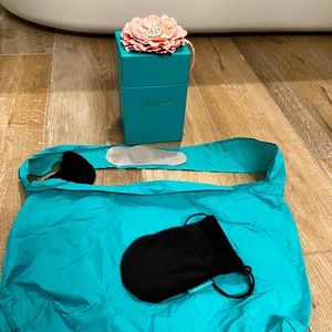 Tieks Box with flower and travel bag/tote